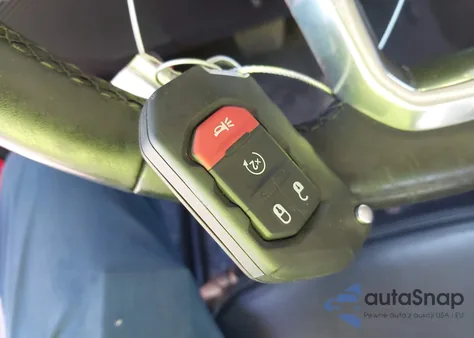 2021 Jeep Wrangler Unlimited Sahara Altitude 4X4 z USA, uszkodzony, nr VIN 1C4HJXEN1MW763385